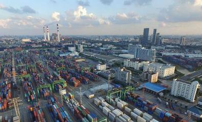 上海自貿(mào)區(qū)3.0版藍(lán)圖繪就 首提自由貿(mào)易港區(qū)，引領(lǐng)貿(mào)易開放新高度